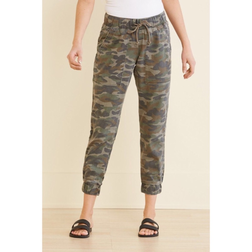 Anthropologie Cloth + Stone Camo Pocket Jogger - Picture 1 of 8